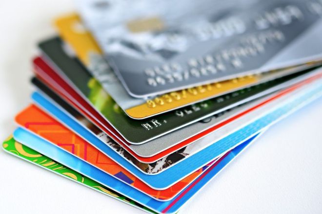 Cách làm thẻ ngân hàng online có an toàn và ưu điểm khi làm thẻ trực tuyến?
