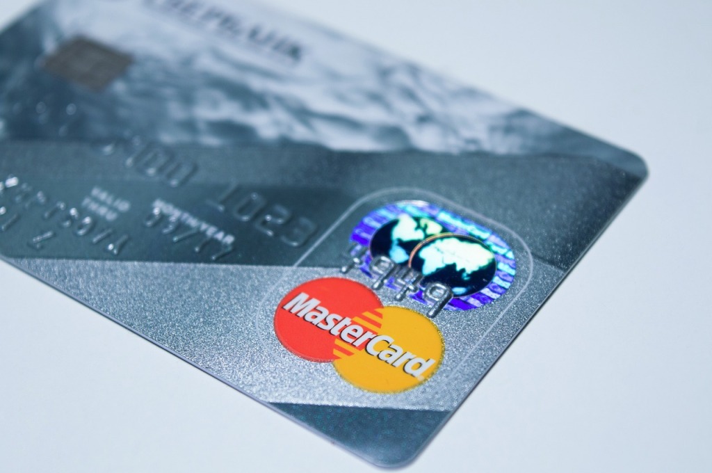 Làm thẻ mastercard ở đâu và có bao nhiêu loại thẻ mastercard hiện nay?